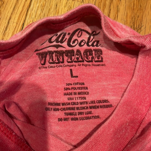 Coca Cola T shirt - Picture 4 of 5